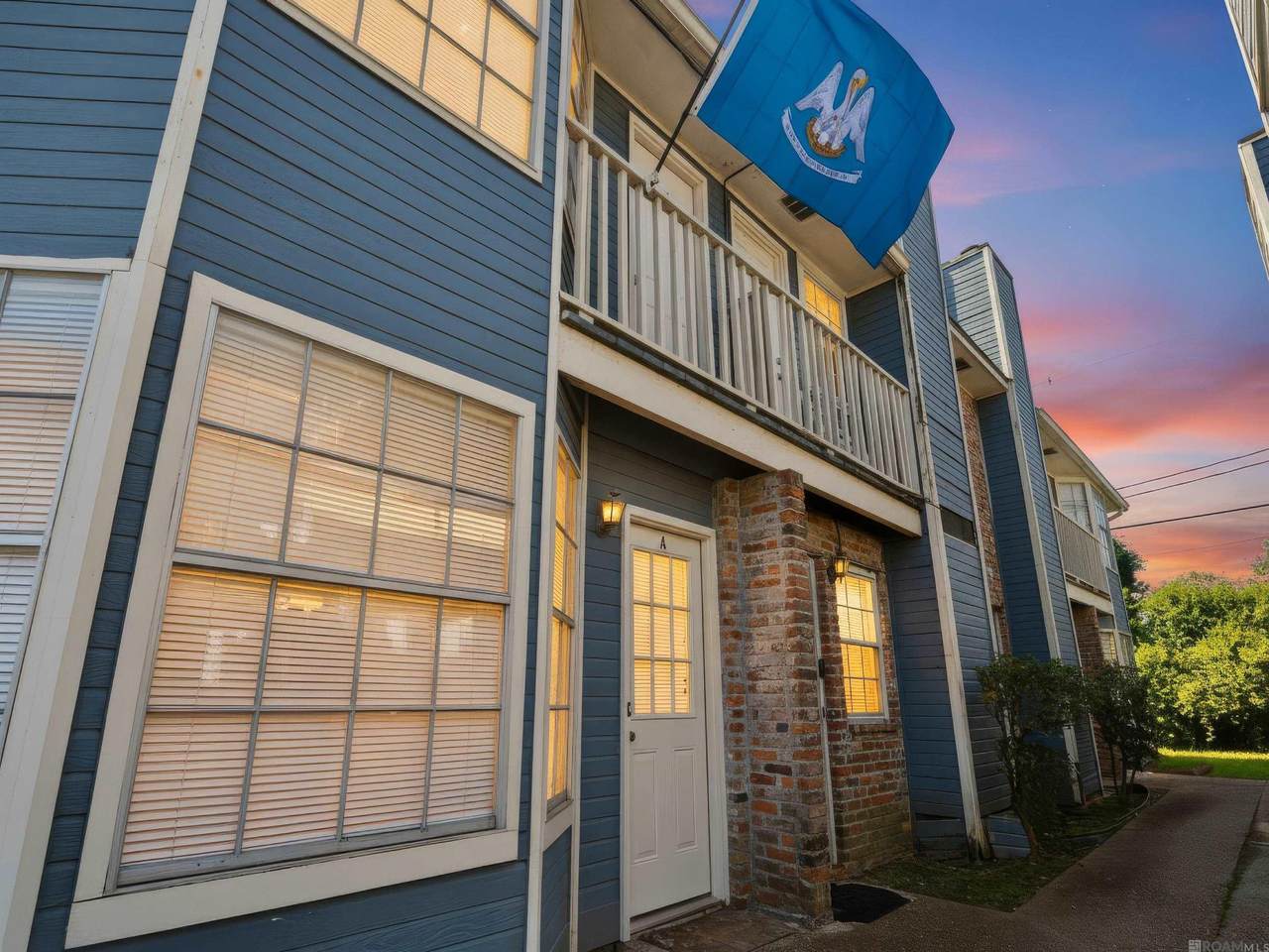 830 Meadow Glen Ave - Photo 1