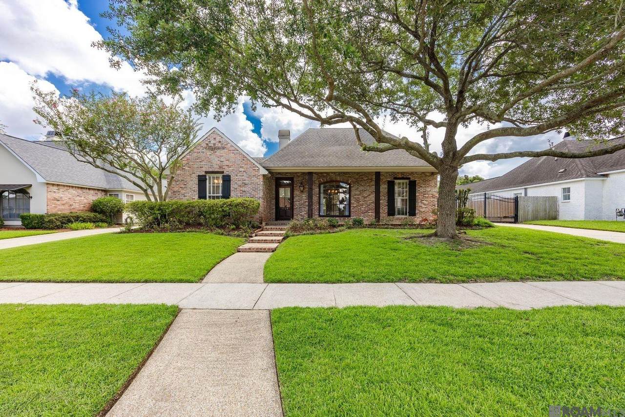 1738 Great Oak Dr - Photo 1