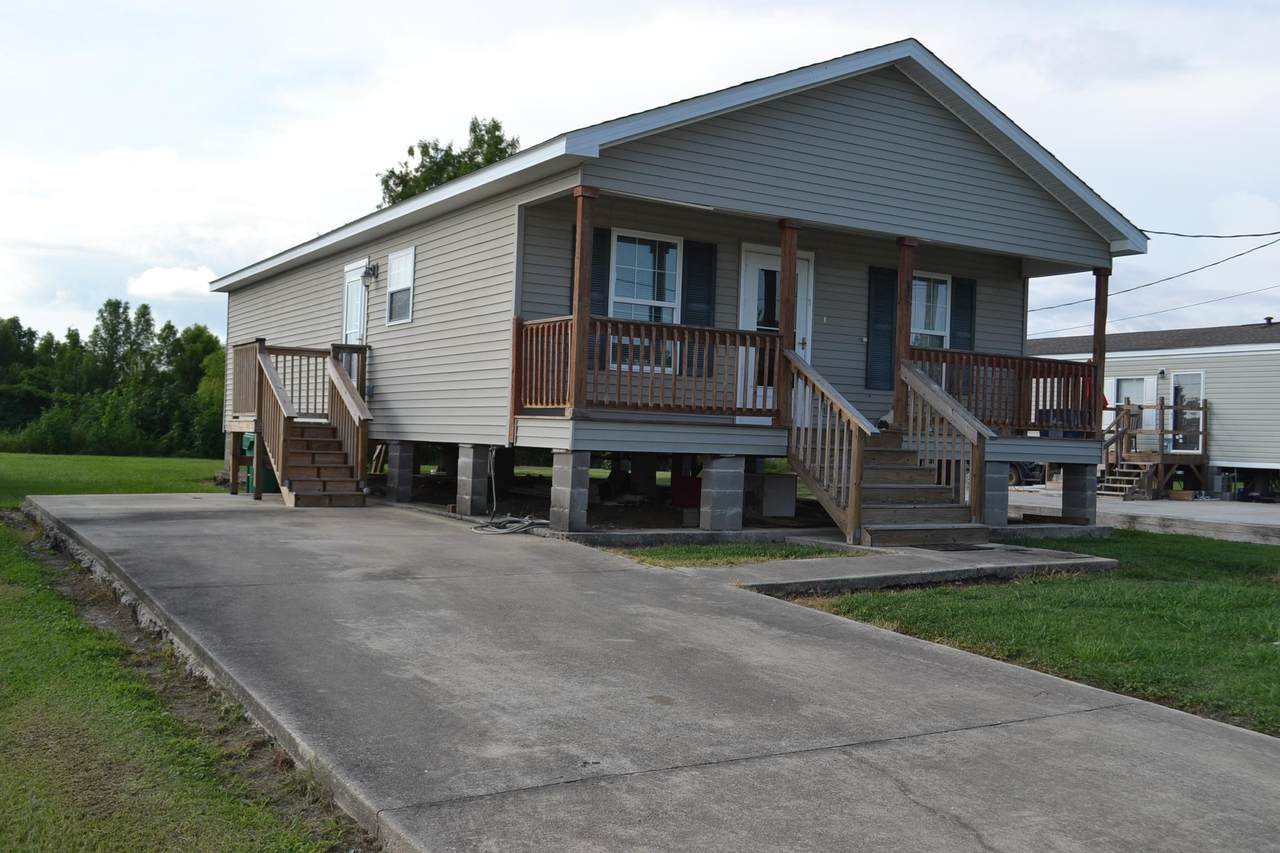 207 Joan Ann Drive - Photo 1