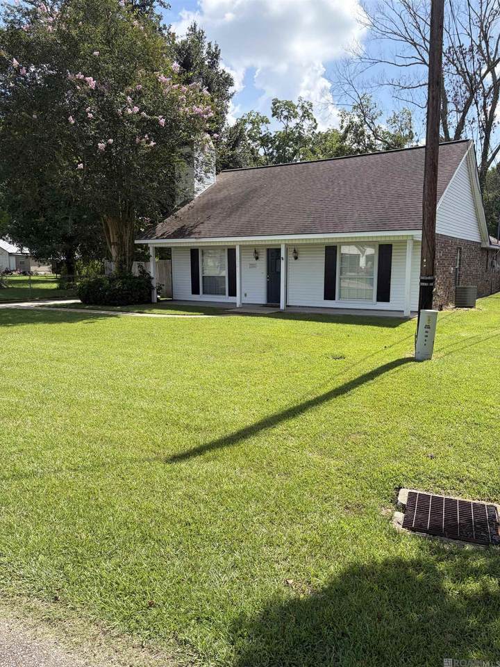 https://bt-photos.global.ssl.fastly.net/batonrouge/1280_boomver_1_2026012767-2.jpg