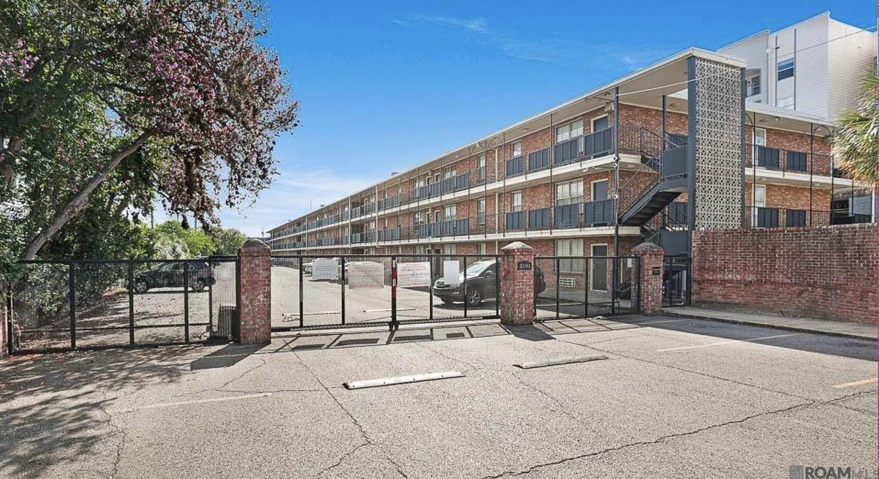 3101 Highland - Photo 1
