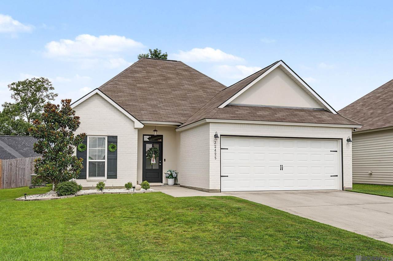 32425 Moss Dr - Photo 1