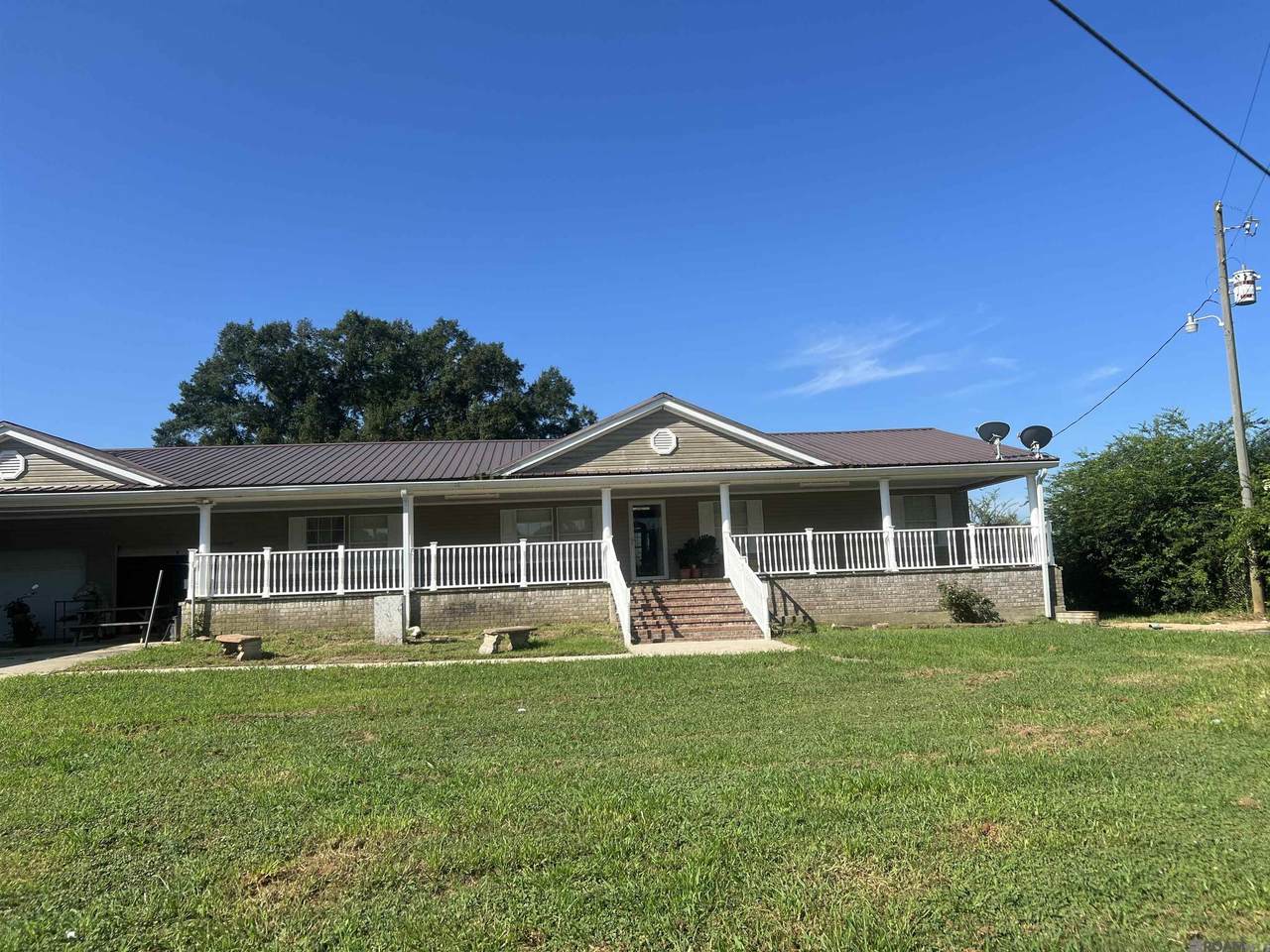 13827 Hwy 10 - Photo 1