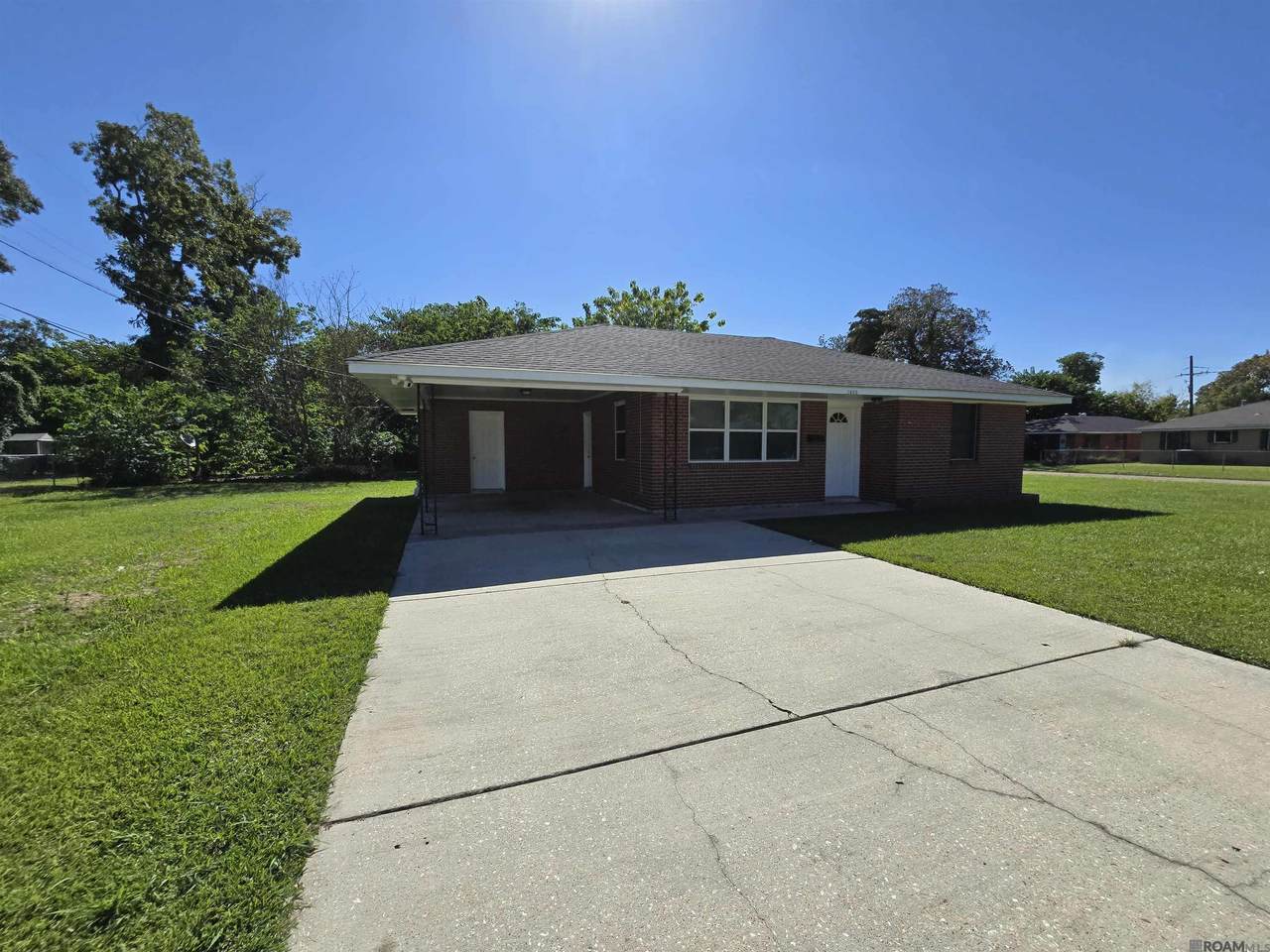 1465 Aster St - Photo 1