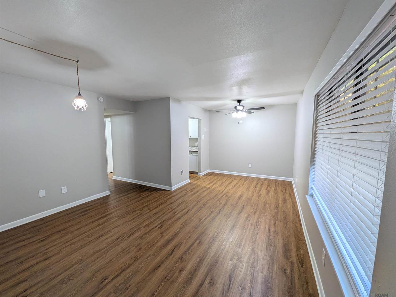1701 Lobdell Ave - Photo 1