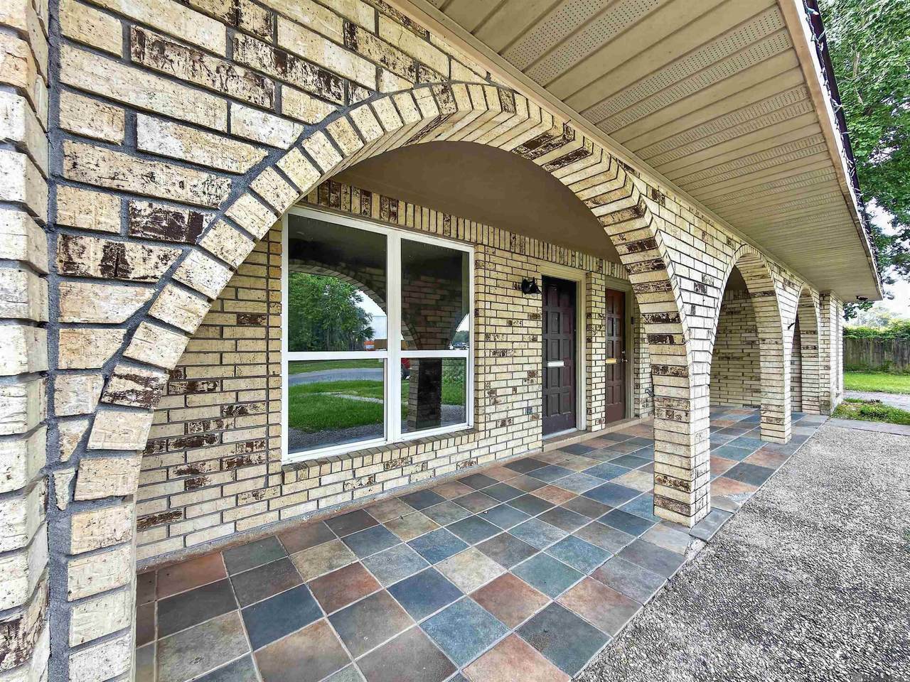 https://bt-photos.global.ssl.fastly.net/batonrouge/1280_boomver_1_2026014131-2.jpg