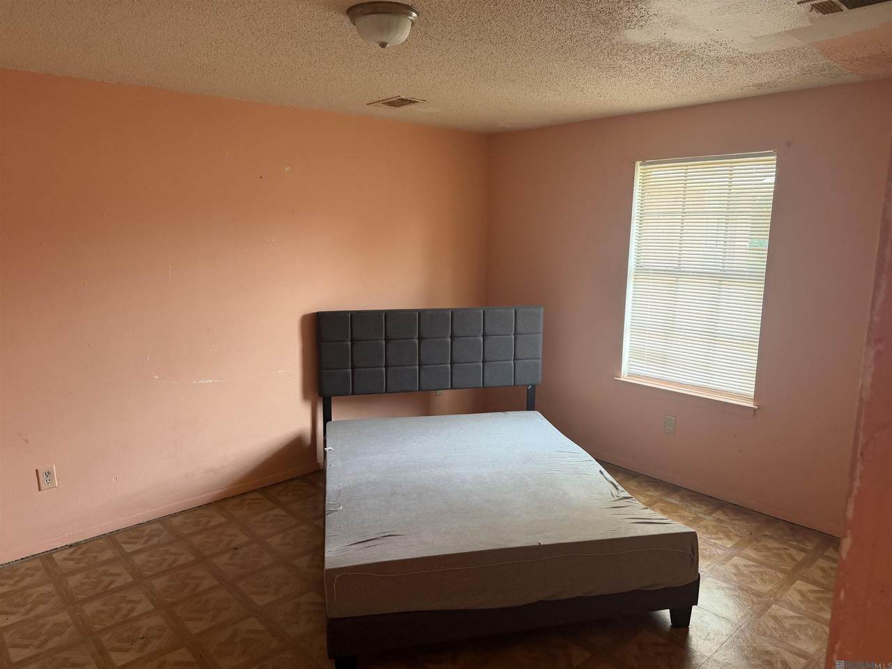 6879 Cezanne Ave - Photo 1