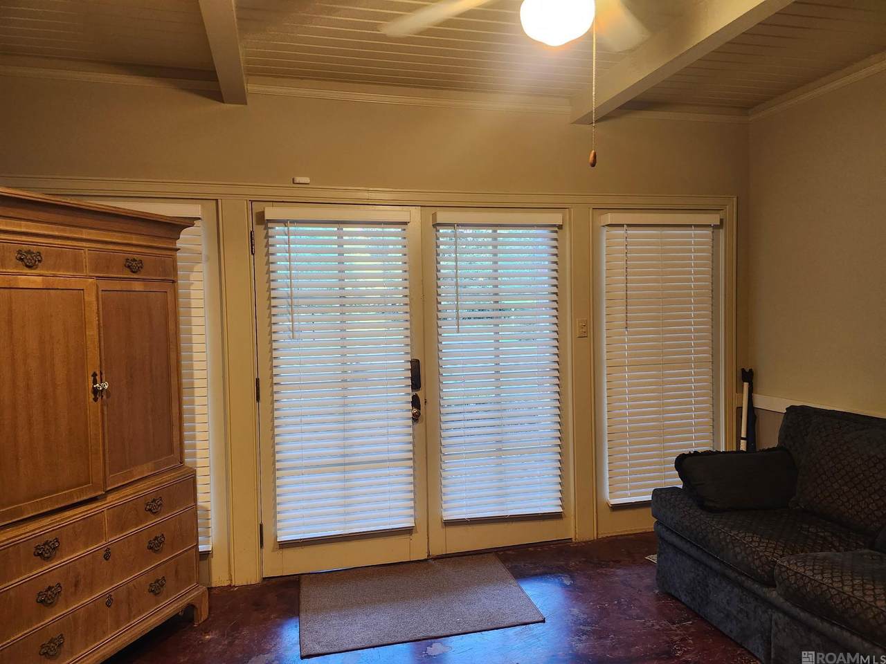 https://bt-photos.global.ssl.fastly.net/batonrouge/orig_boomver_2_2026014143-2.jpg