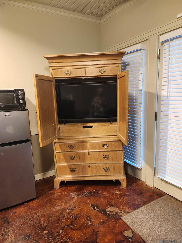 https://bt-photos.global.ssl.fastly.net/batonrouge/orig_boomver_2_2026014143-2.jpg