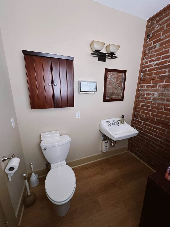 https://bt-photos.global.ssl.fastly.net/batonrouge/orig_boomver_1_2026014167-2.jpg