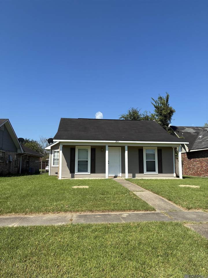 3821 Byrd Dr - Photo 1