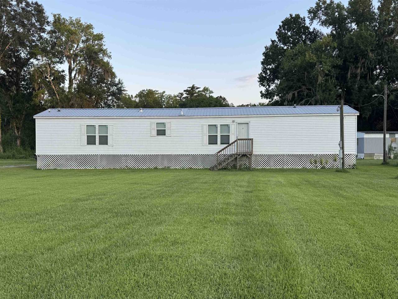1713 Highway 20 - Photo 1