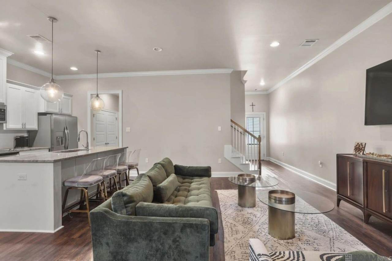 8123 Stonelake Circle East Ave - Photo 1