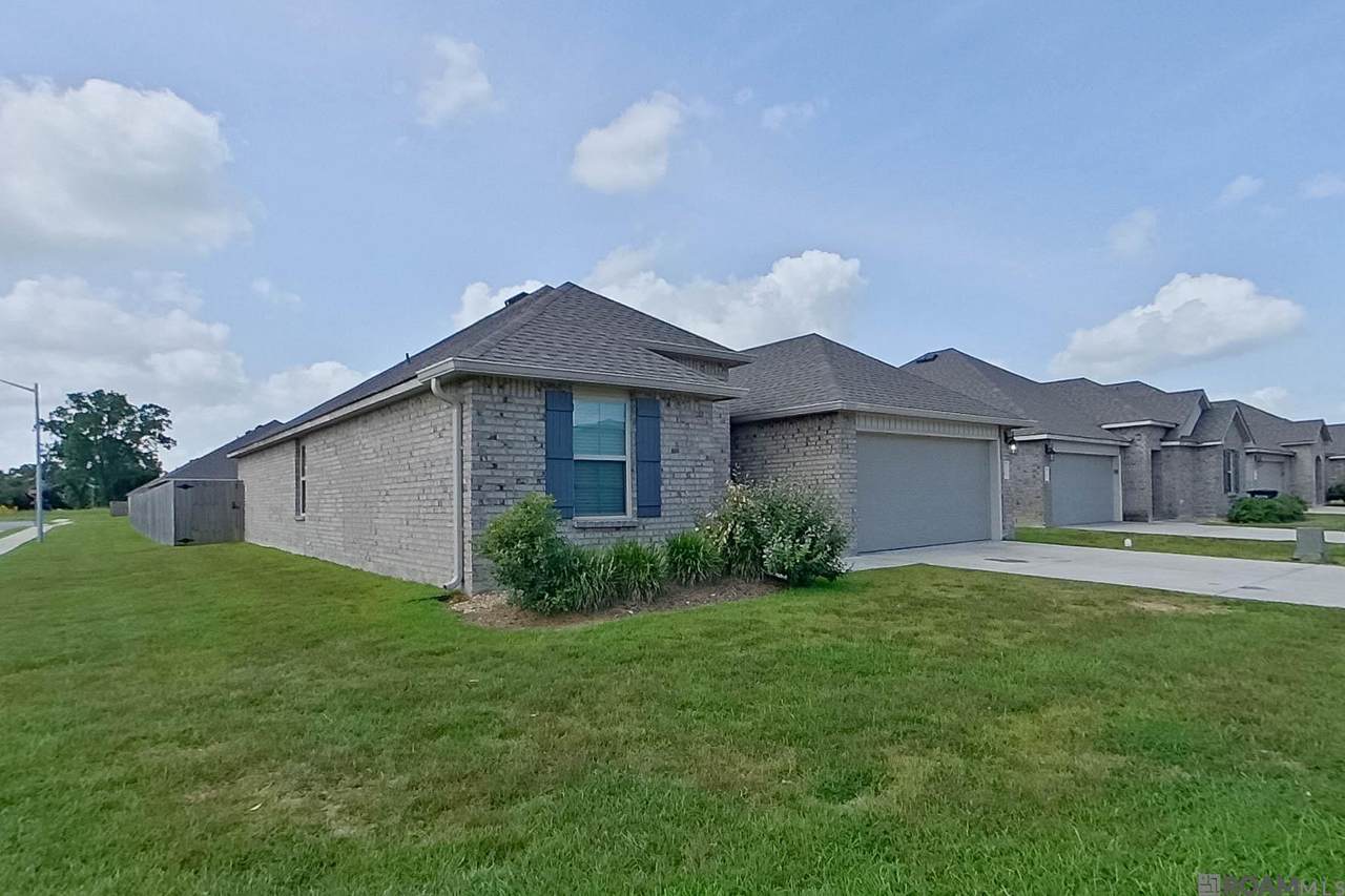 120 Orthello Court - Photo 1