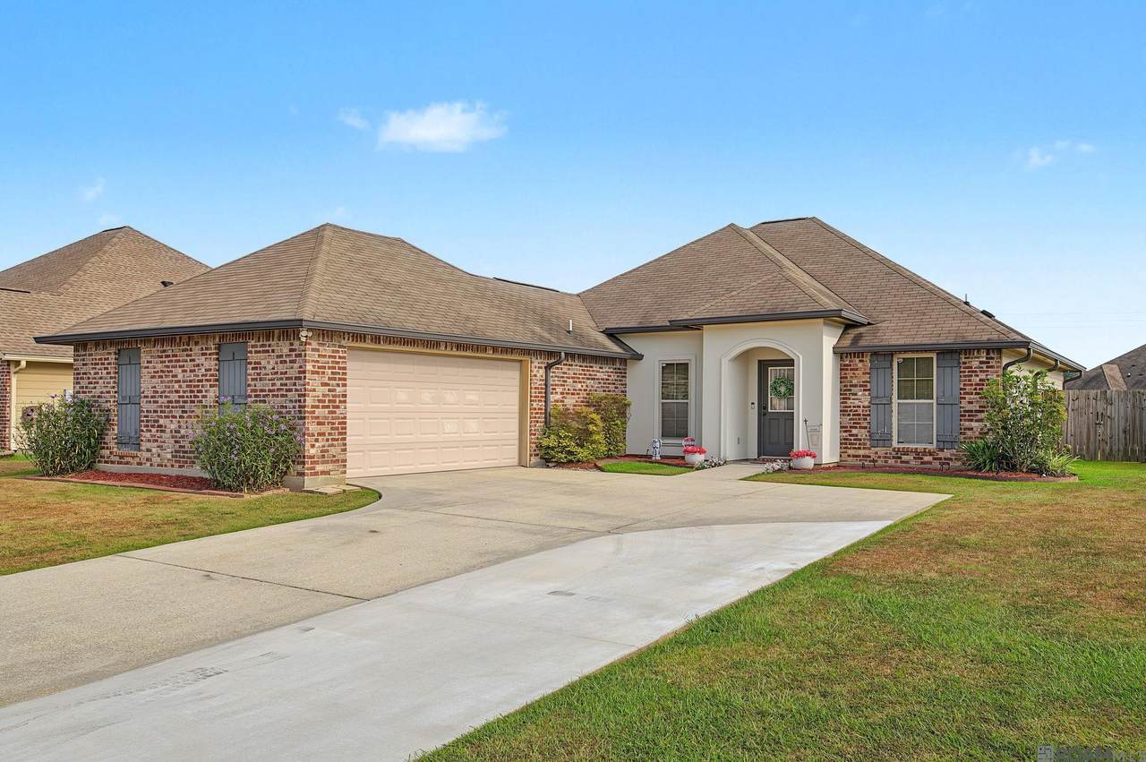 15001 Cross Gate Dr - Photo 1