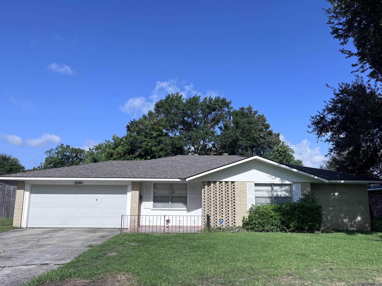 3135 Woodcrest Dr - Photo 1