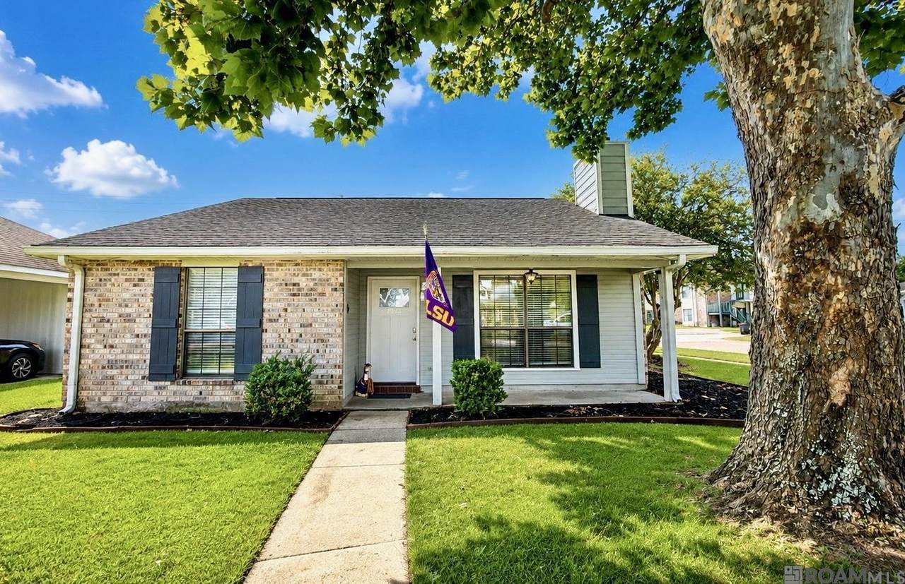 759 Fountain View Dr - Photo 1