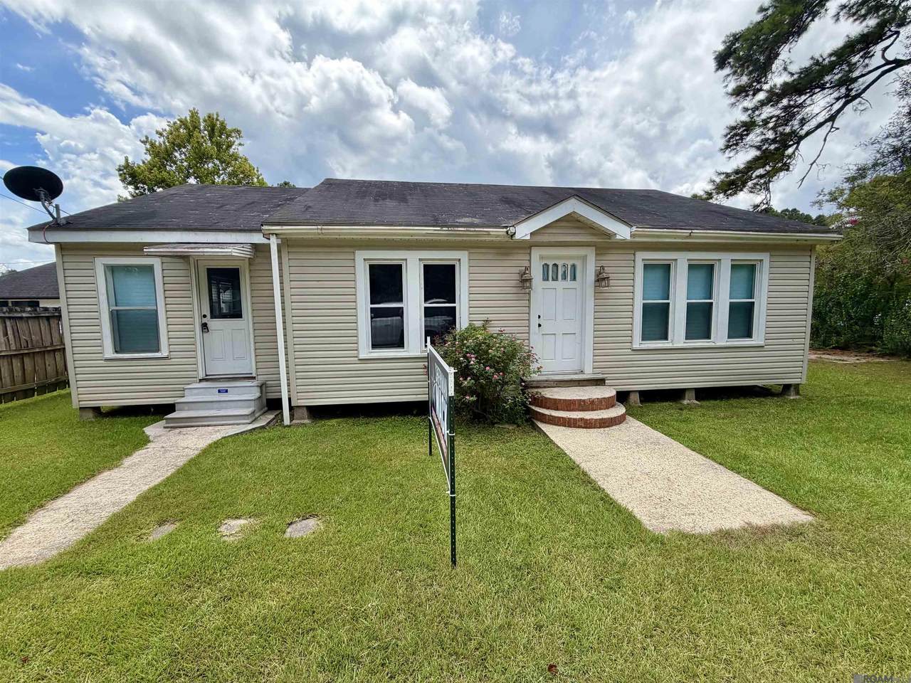 14286 Florida Blvd - Photo 1