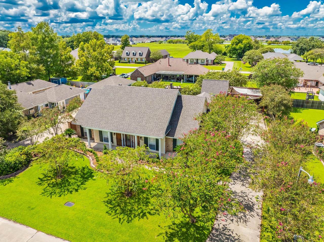 https://bt-photos.global.ssl.fastly.net/batonrouge/1280_boomver_1_2026014792-2.jpg