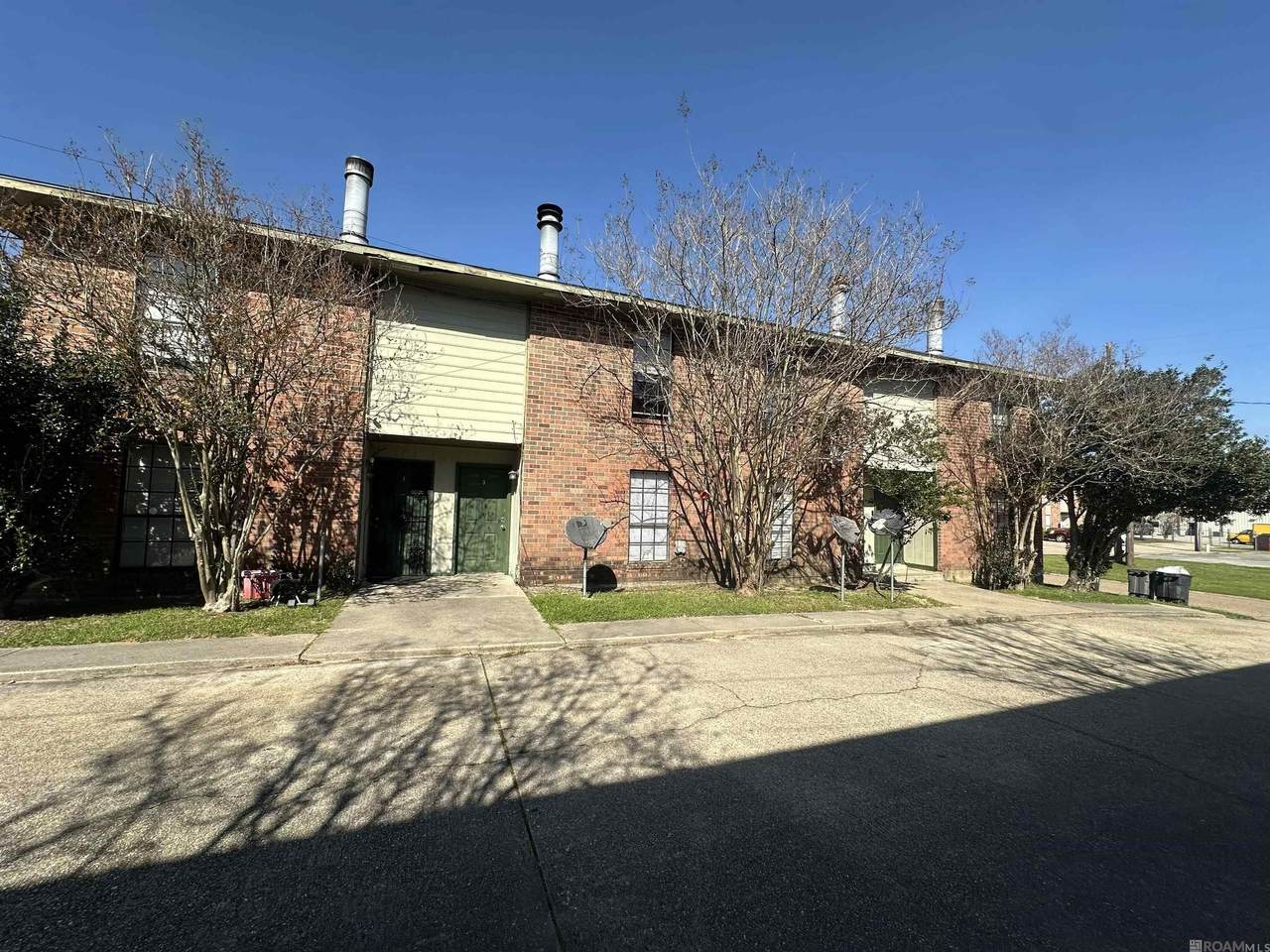 1737 Southpointe Dr - Photo 1