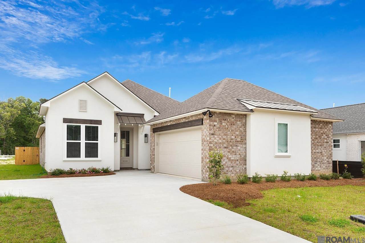 25279 Burlington Dr - Photo 1