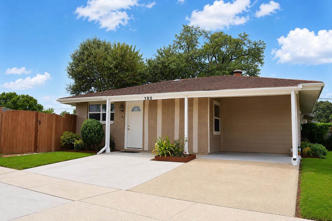 380 Buttercup Dr - Photo 1