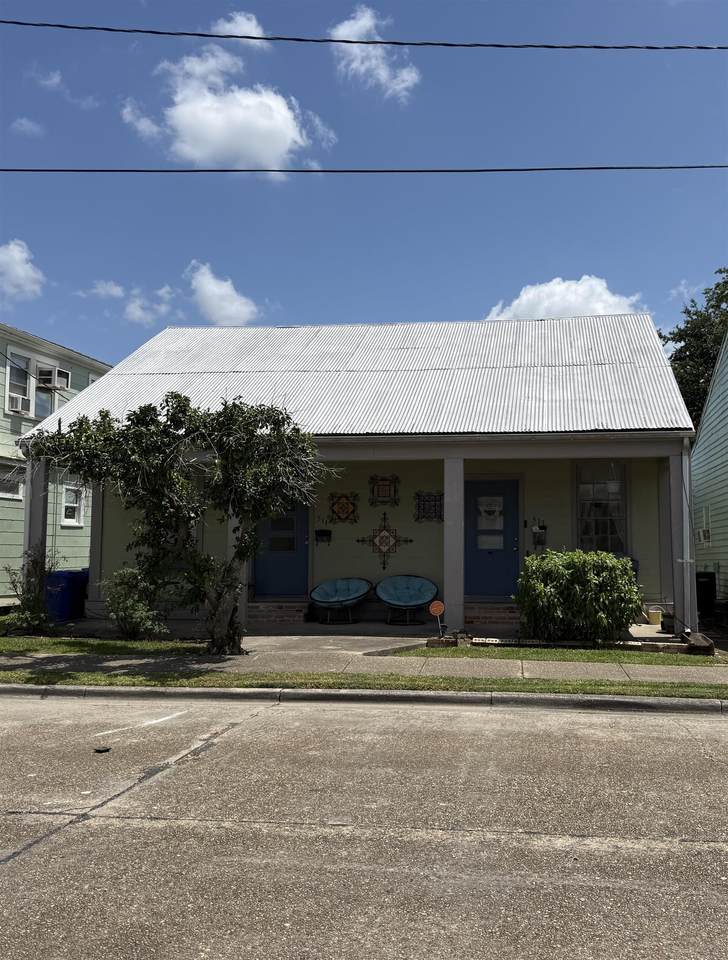 511 Saint Philip Street - Photo 1