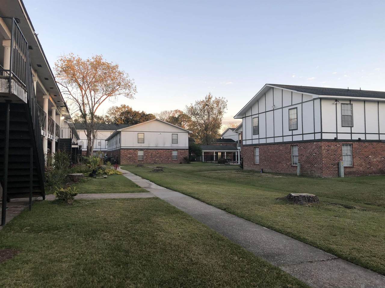 3030 Congress Blvd - Photo 1