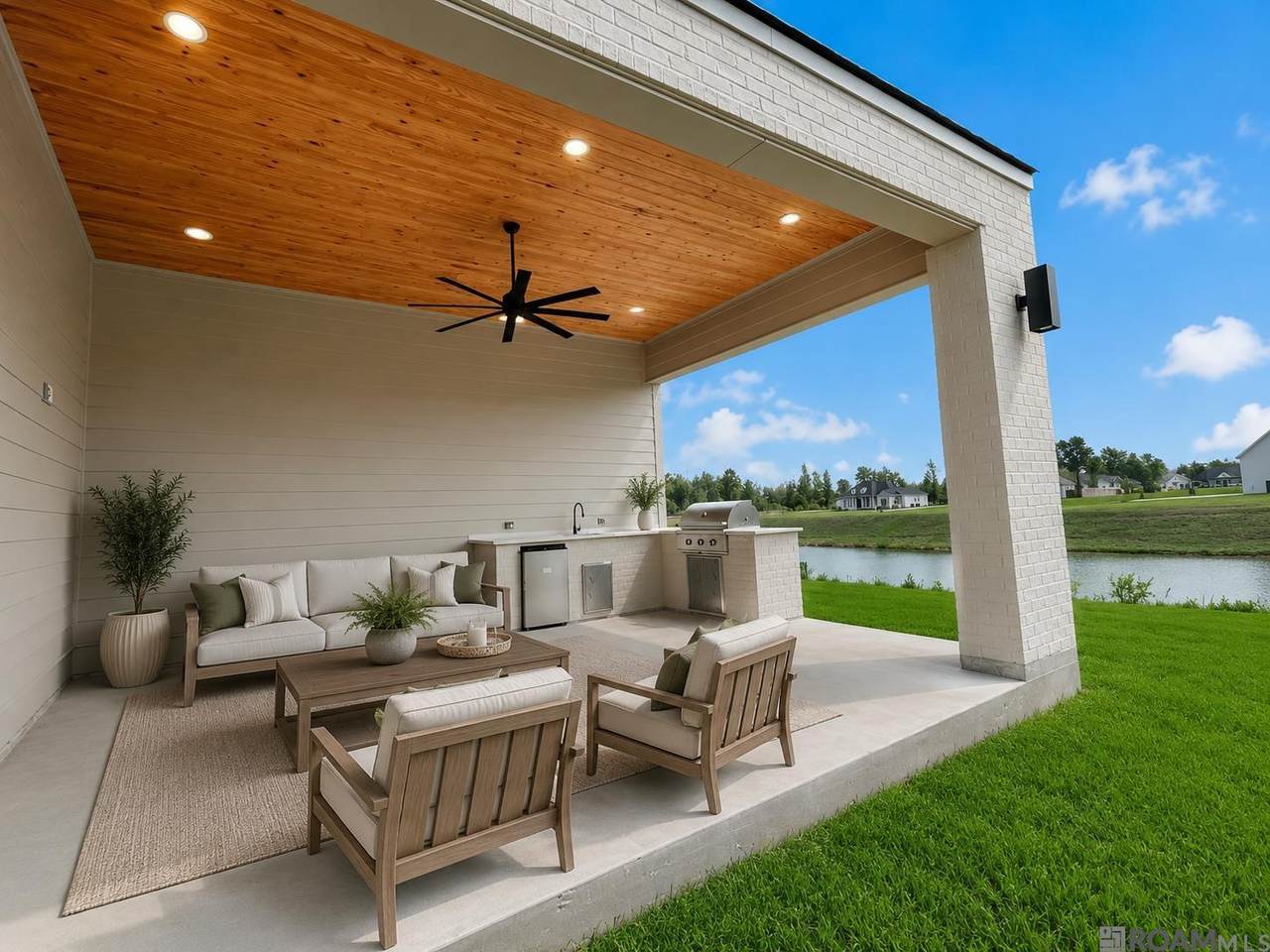 https://bt-photos.global.ssl.fastly.net/batonrouge/1280_boomver_1_2026015943-2.jpg