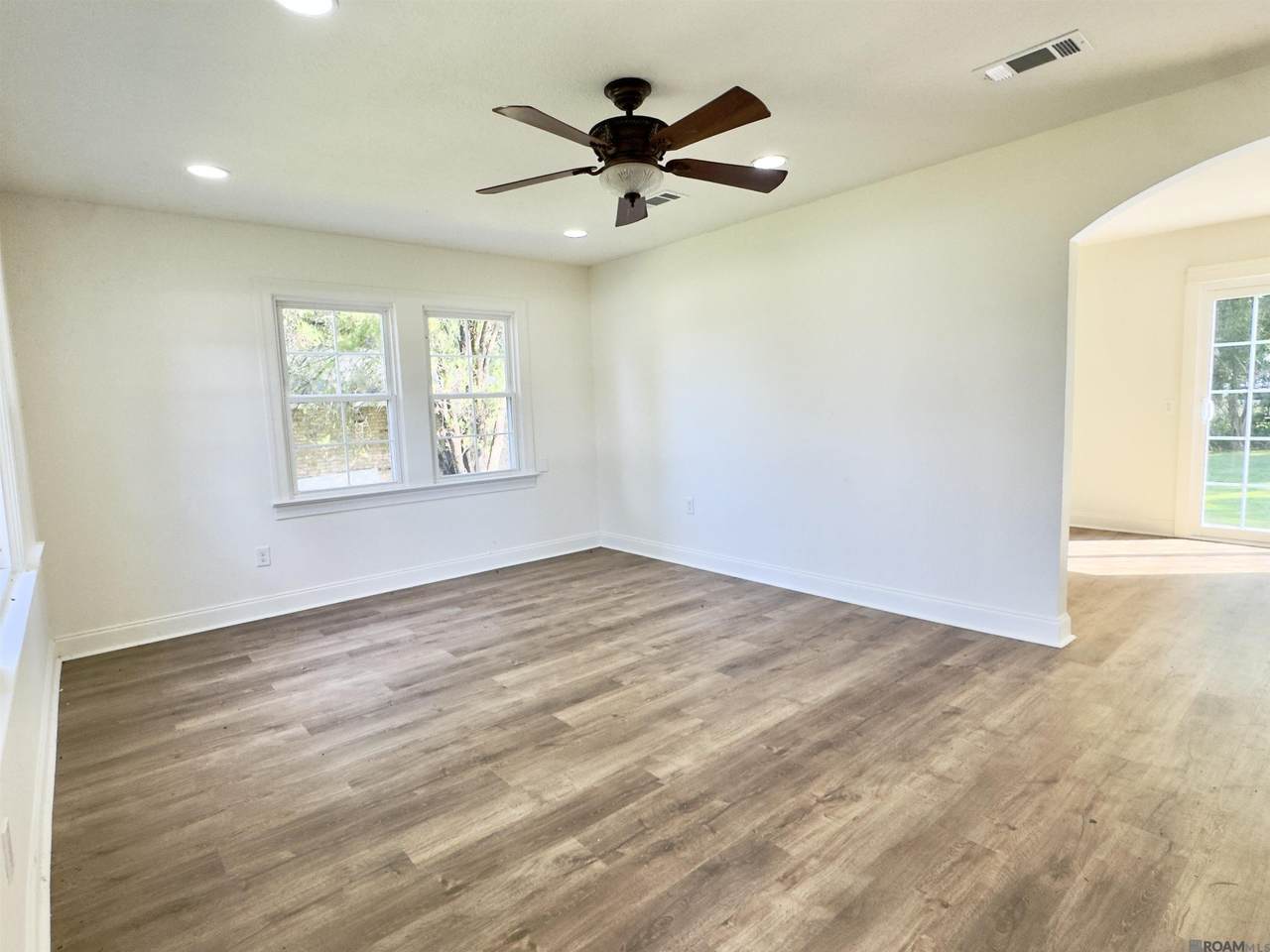 https://bt-photos.global.ssl.fastly.net/batonrouge/1280_boomver_1_2026016159-2.jpg