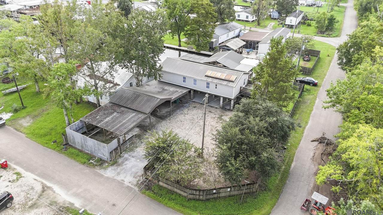 22290 Teal St - Photo 1