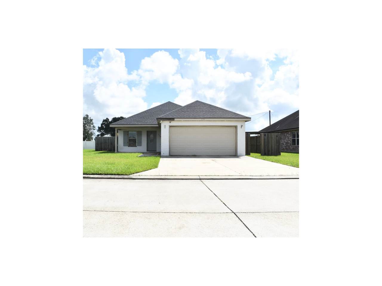 119 Darwen Drive - Photo 1