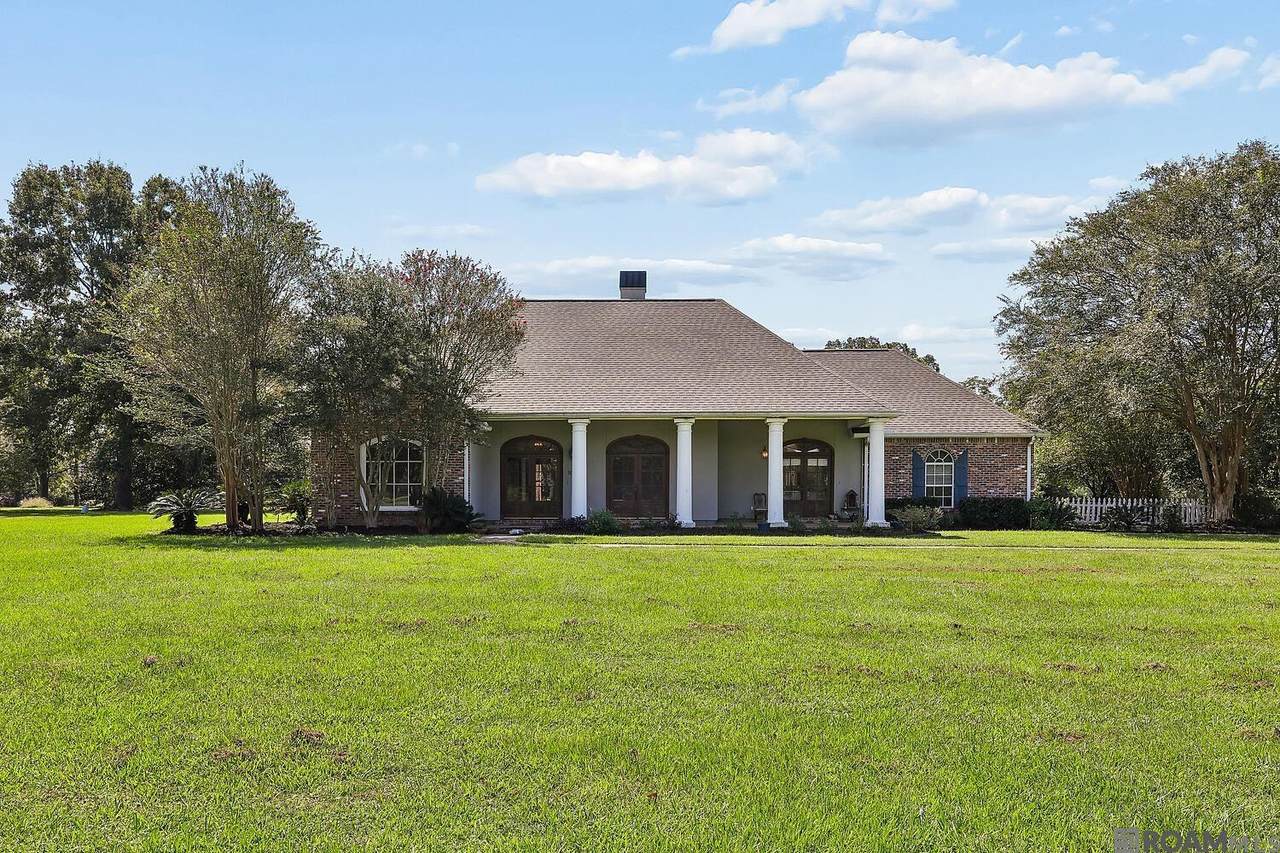 1026 Hunters Run Ave - Photo 1