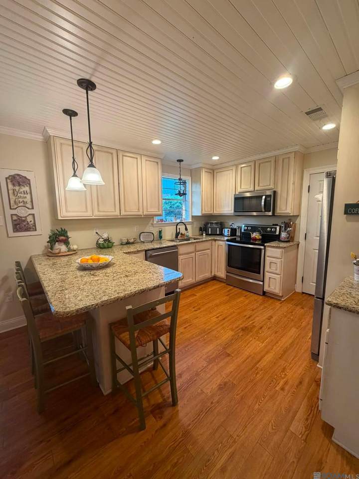 https://bt-photos.global.ssl.fastly.net/batonrouge/1280_boomver_1_2026017179-2.jpg