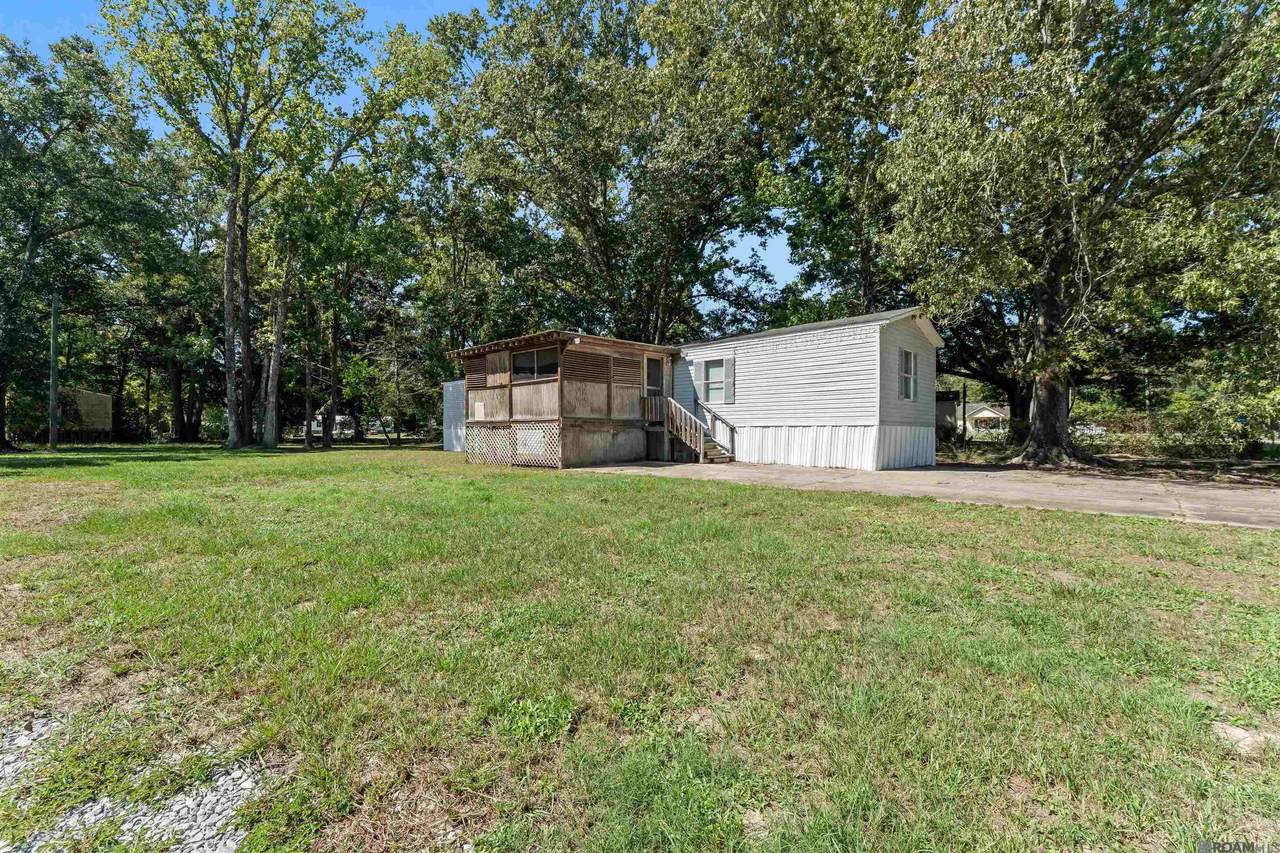 3840 Row Ave - Photo 1
