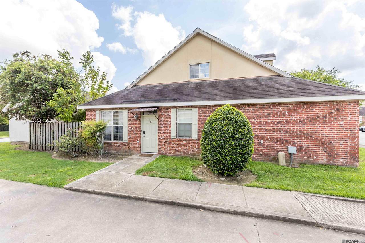 10600 Lakes Blvd - Photo 1