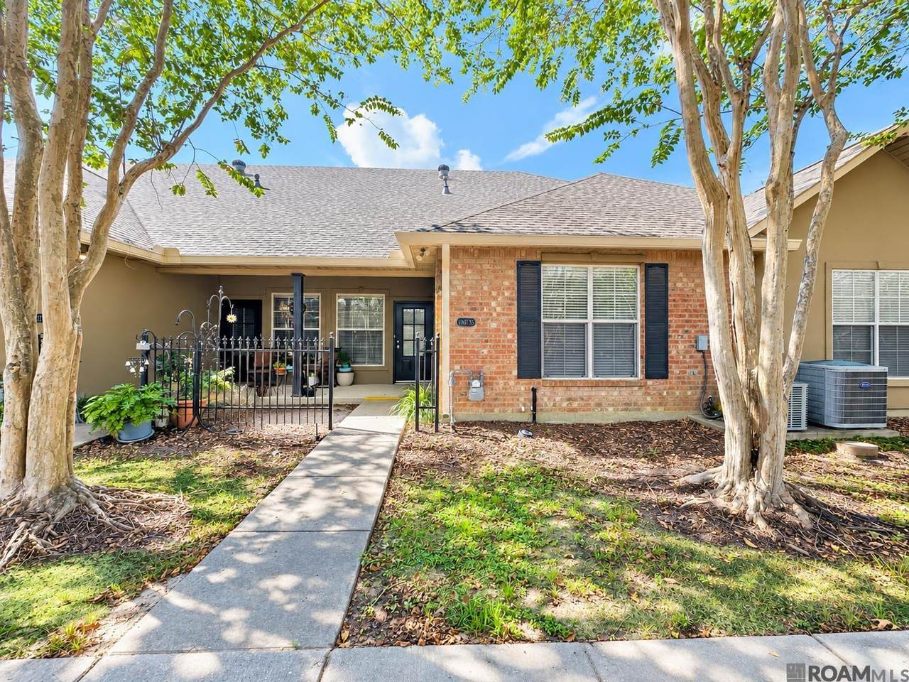 4848 Windsor Village Dr - Photo 1
