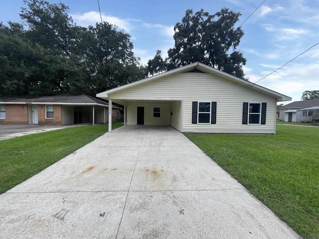 58250 Canal St - Photo 1