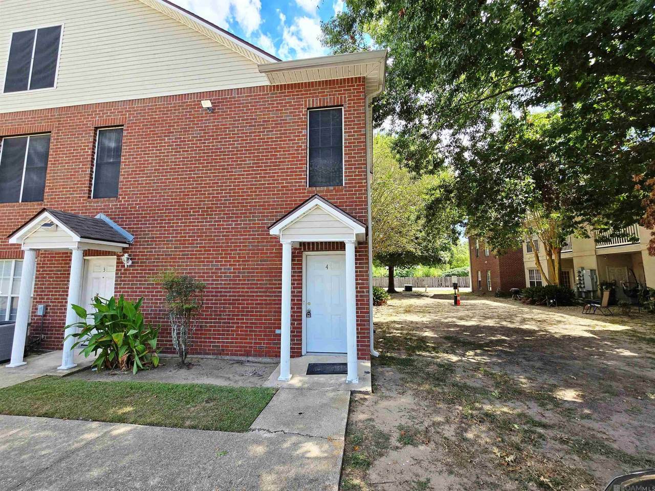 1500 Brightside Dr - Photo 1