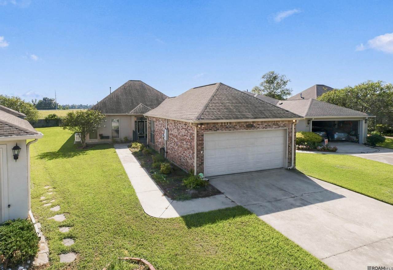 5336 Courtyard Dr - Photo 1