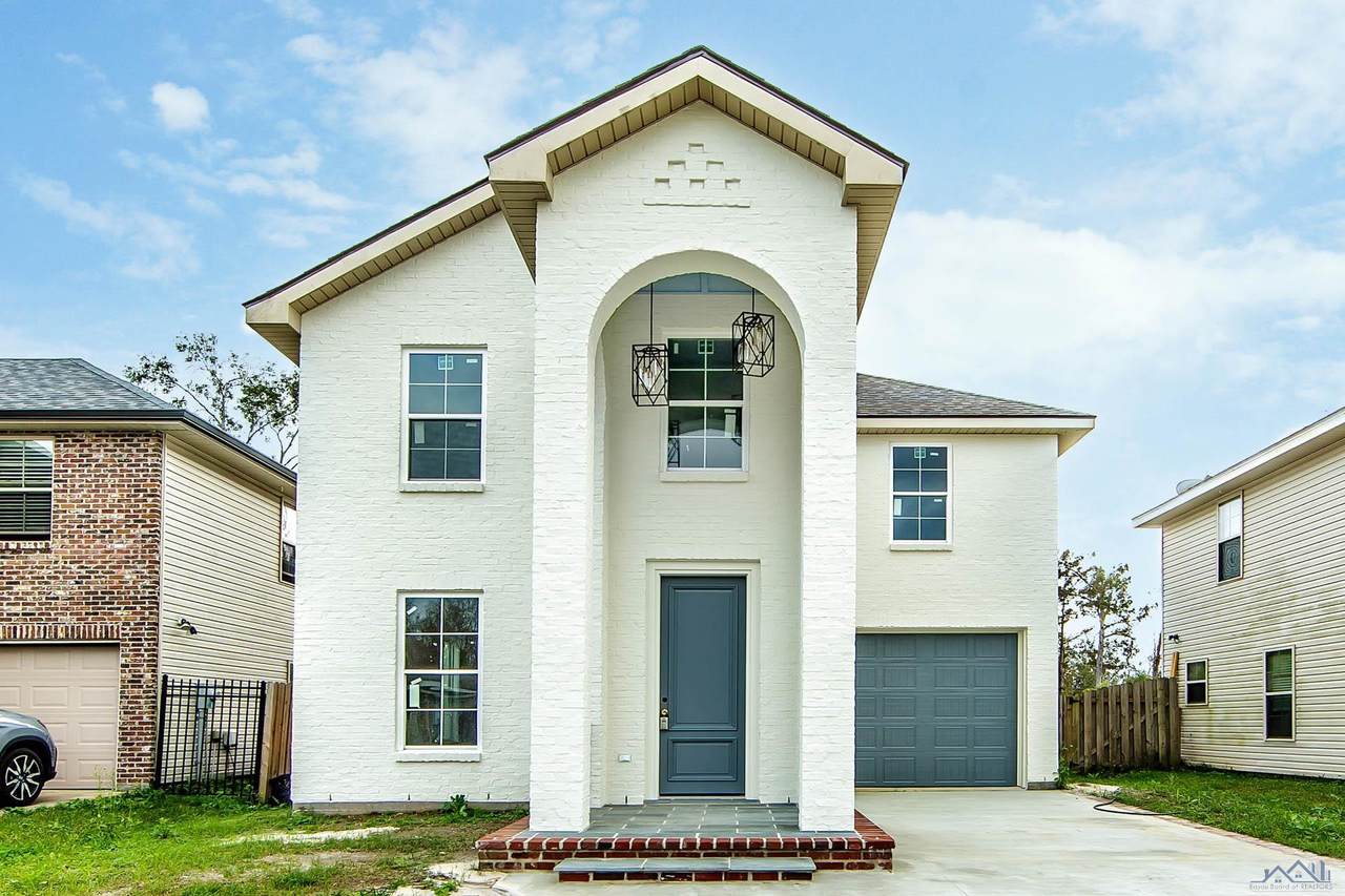 153 Casa Drive - Photo 1