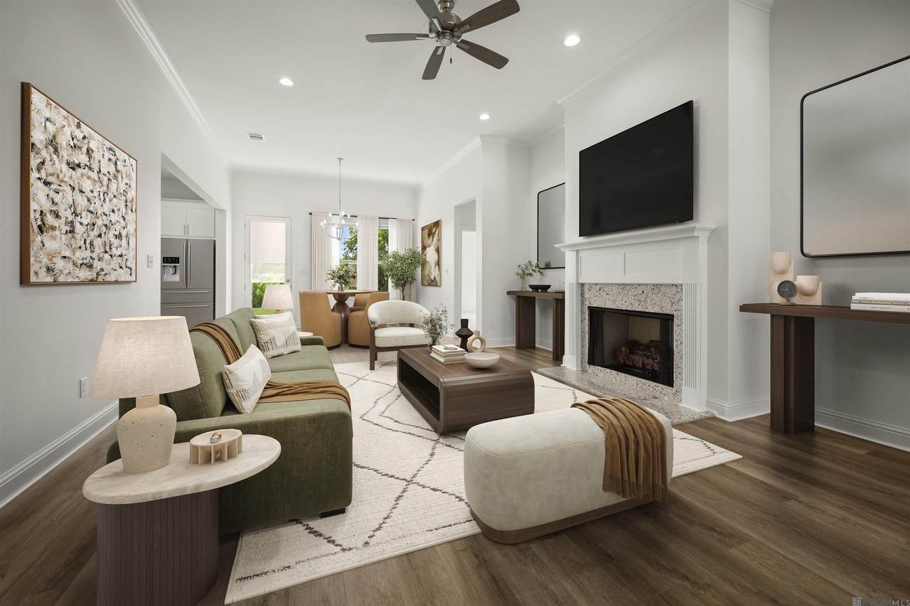 320 Marmande Avenue - Photo 1