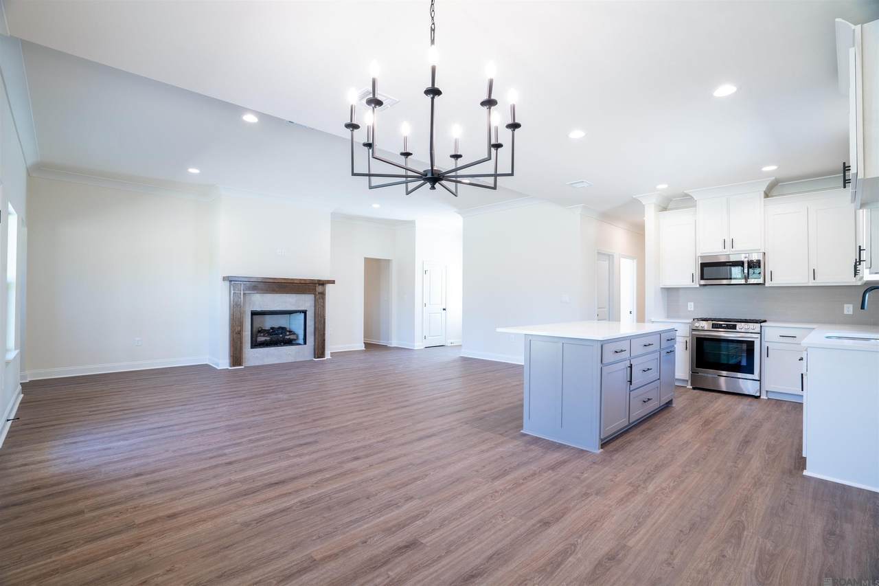 9879 Cane Mill Rd - Photo 1