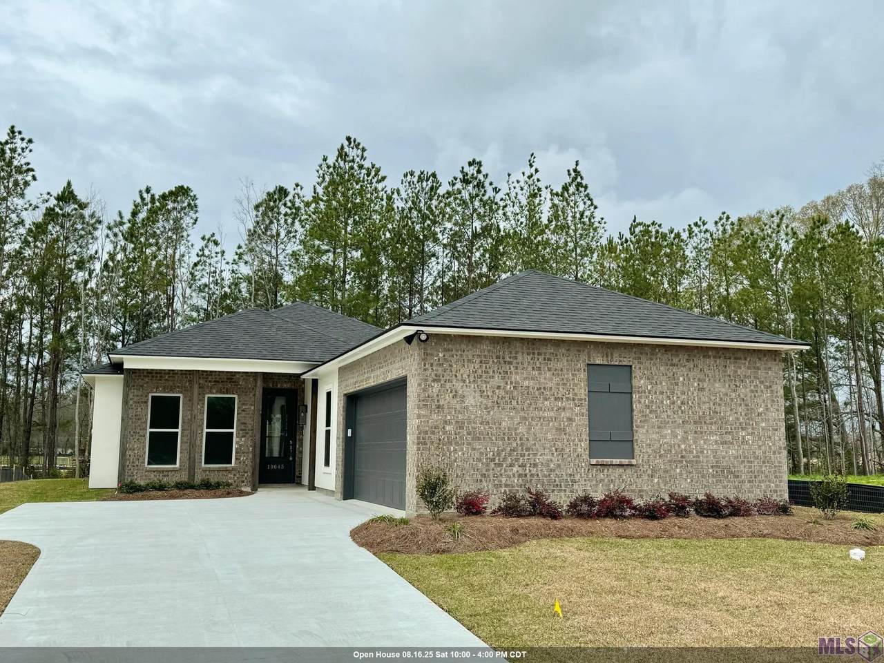 10645 Deric Ave - Photo 1
