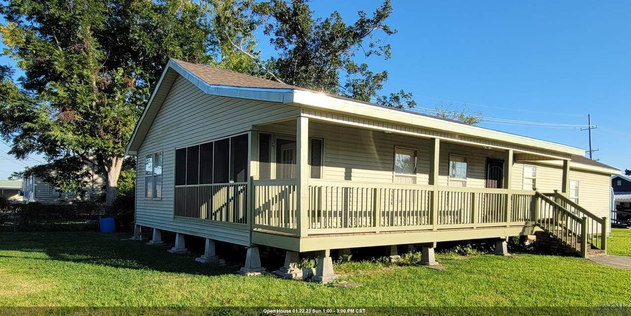 1300 Dewey St - Photo 1