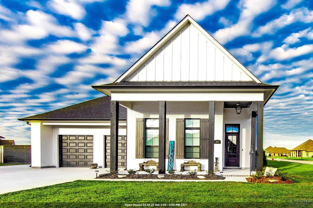 102 Farmington Court - Photo 1