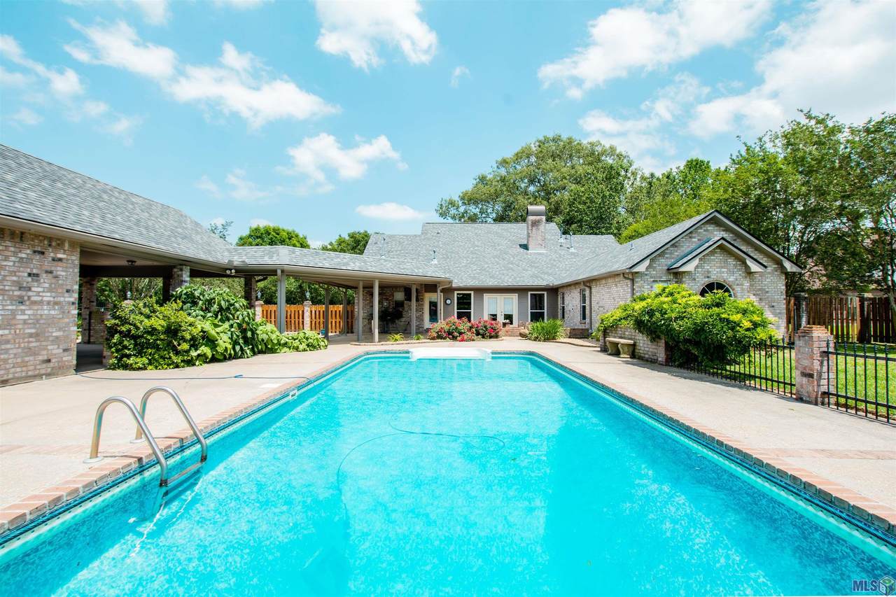 1207 Mills Pointe Dr - Photo 1
