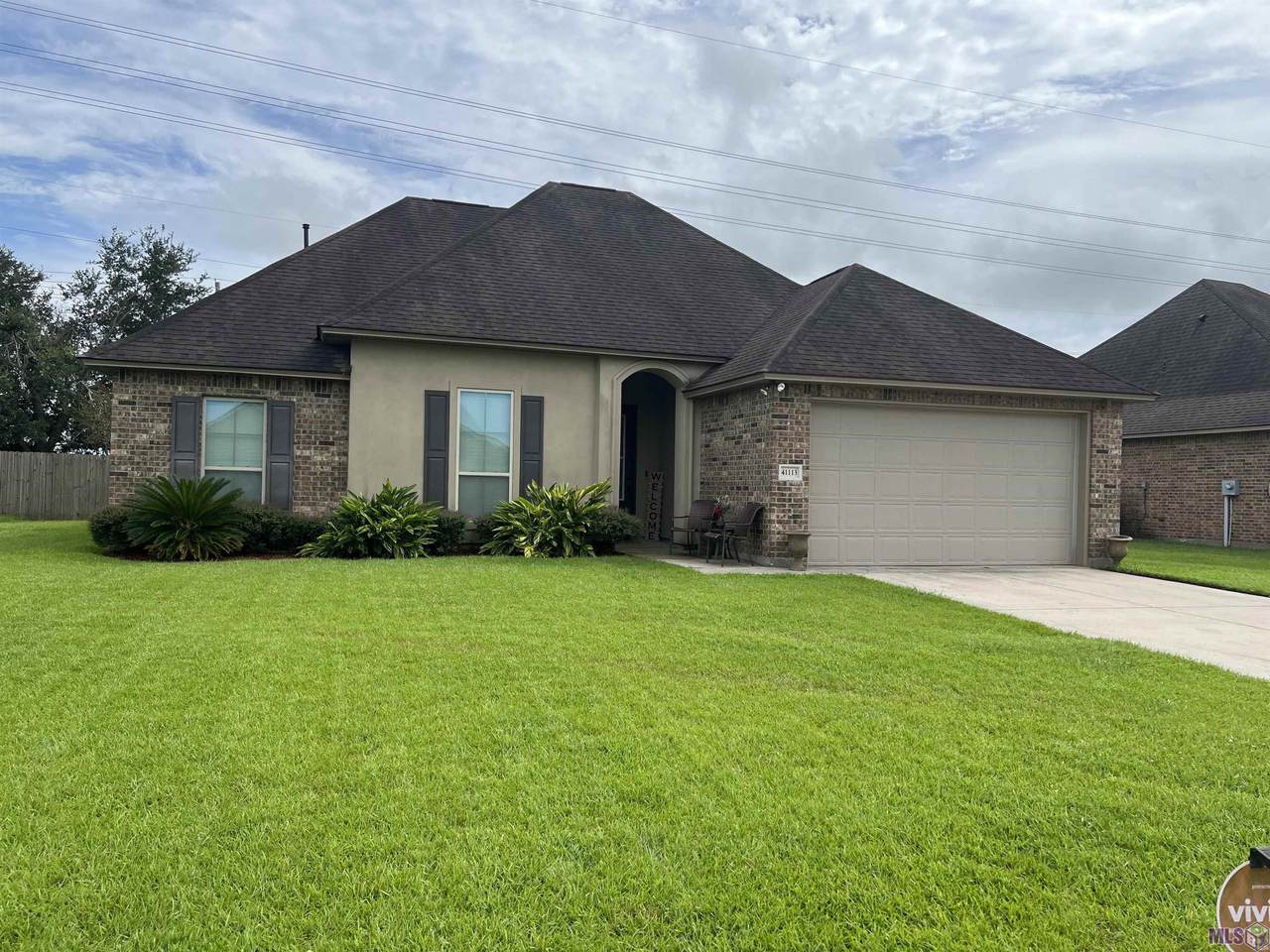 41113 Merrimac Dr - Photo 1