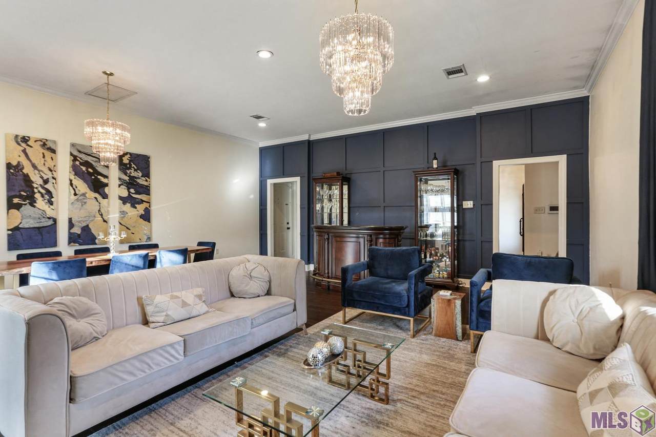 8851 Menlo Dr - Photo 1