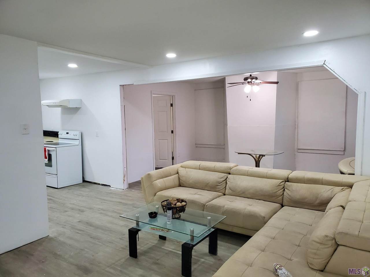 5718 Henderson Ave - Photo 1